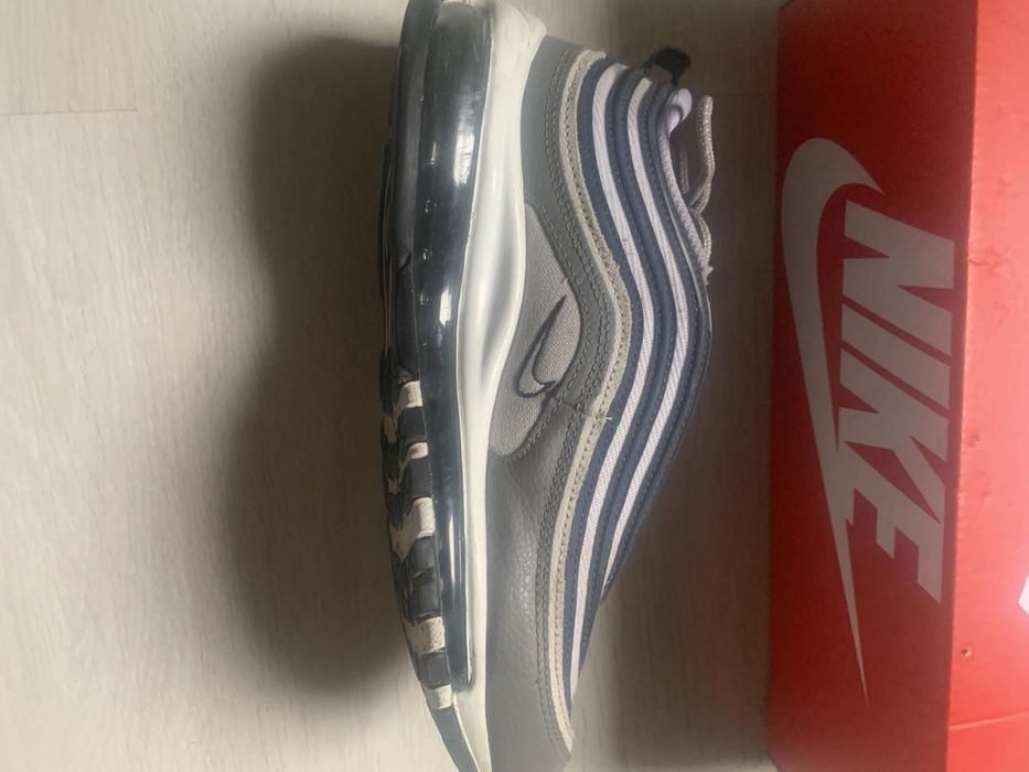 Продавам оригинални маратонки номер 41