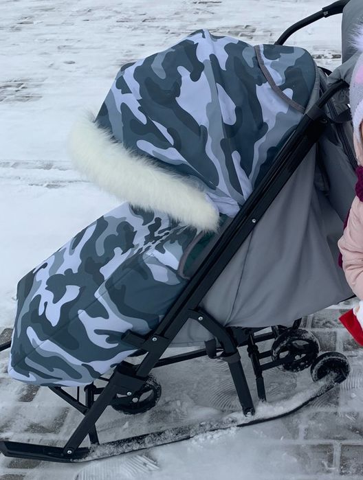 Сани-коляска с сумкой