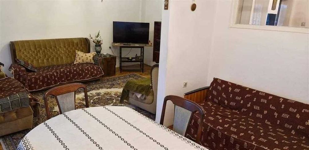 Дава се под наем Двустаен апартамент в Бургас, Лазур - 57 кв.м за 204 € - Снимка #3