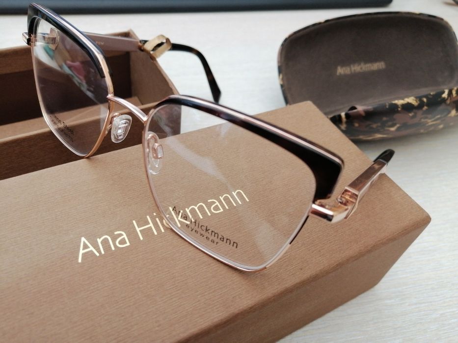 Нови диоптрични рамки Ana Hickmann