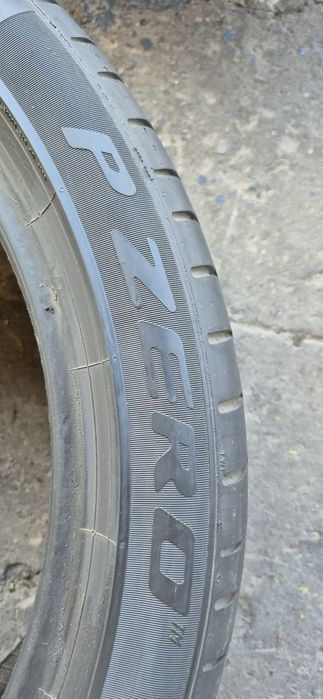 4 anvelope vara Pirelli,fata 255/40/20,spate 285/35/20.Pretul este pe bucata.