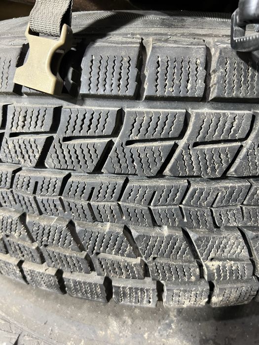 Продам шины зимние с дисками