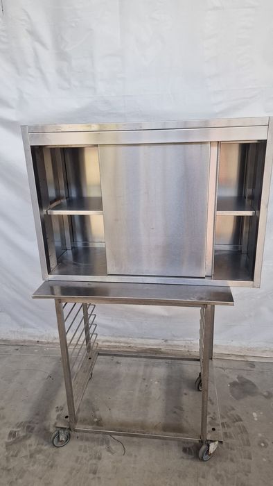 Немски шкаф за стена изцяло от неръждаема стомана