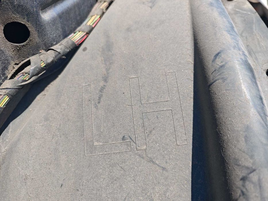 Преден ляв подкалник BMW X5 E70 E71 калобран БМВ Х5