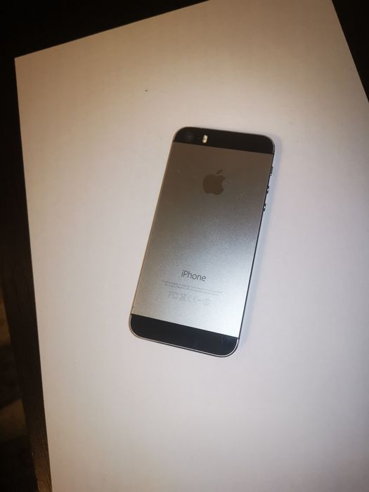 iPhone 5s 16GB – Liber de rețea & iCloud