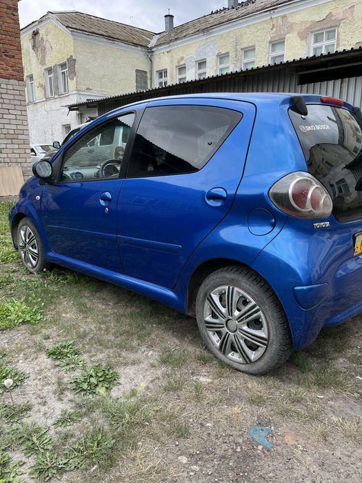 Продам тойота айго 2009 год