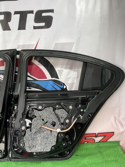 Bmw Seria 5 G30 Usa dreapta fata-spate completa cu accesorii