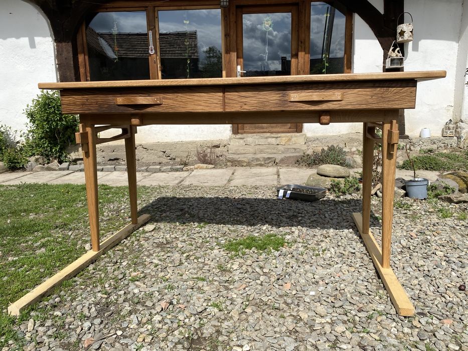 Birou demontabil din stejar.