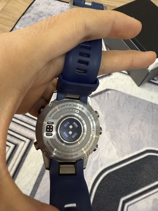 Часы Garmin marq captain gen2