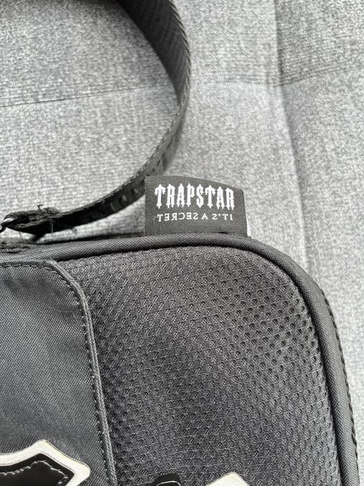 Trapstar Irongate T Crossbody Bag 1.0 - Черна
