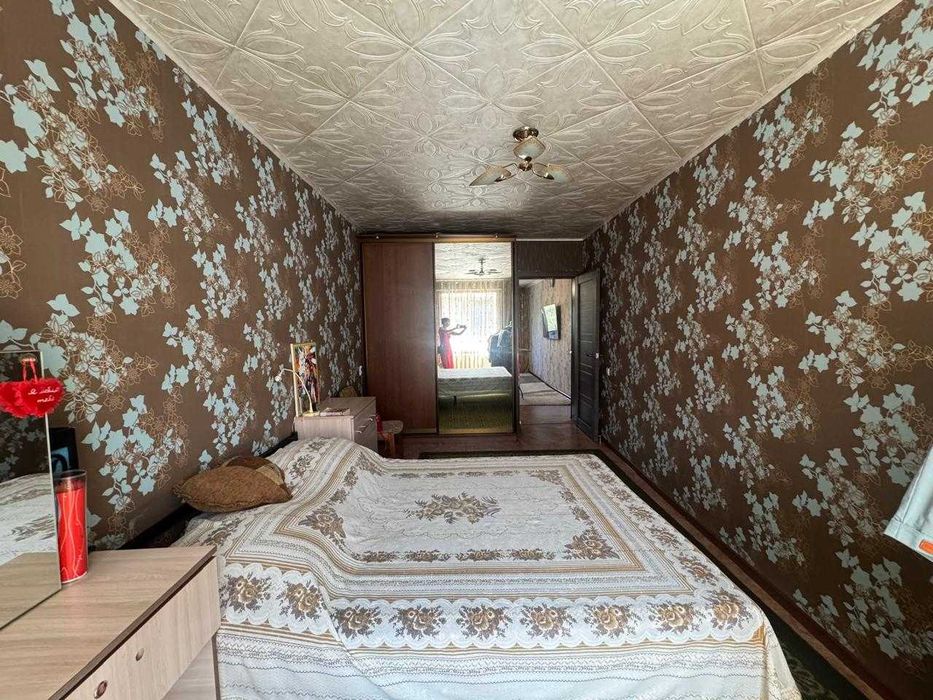 S Продам 3-х ком в Соцгороде 2/5 этаж, не угловая