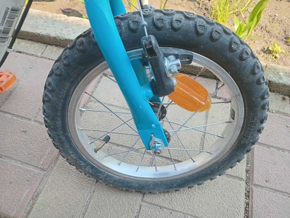 Bicicleta Btwin 3-5 ani + casa + roti ajutatoare