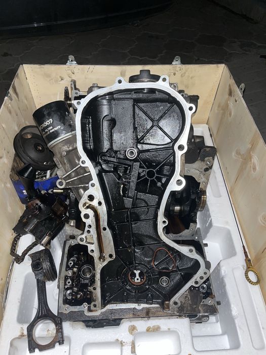 Двигатель на разбор  поло седан