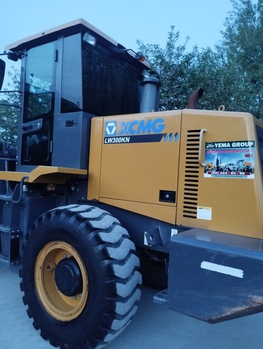 Погрузчик сотилади 2020 Lw300KA