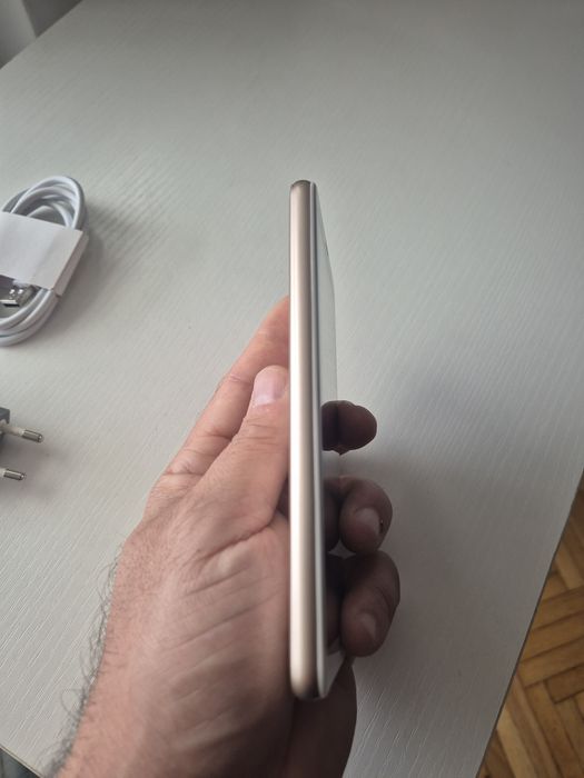 Telefon nou  android 9