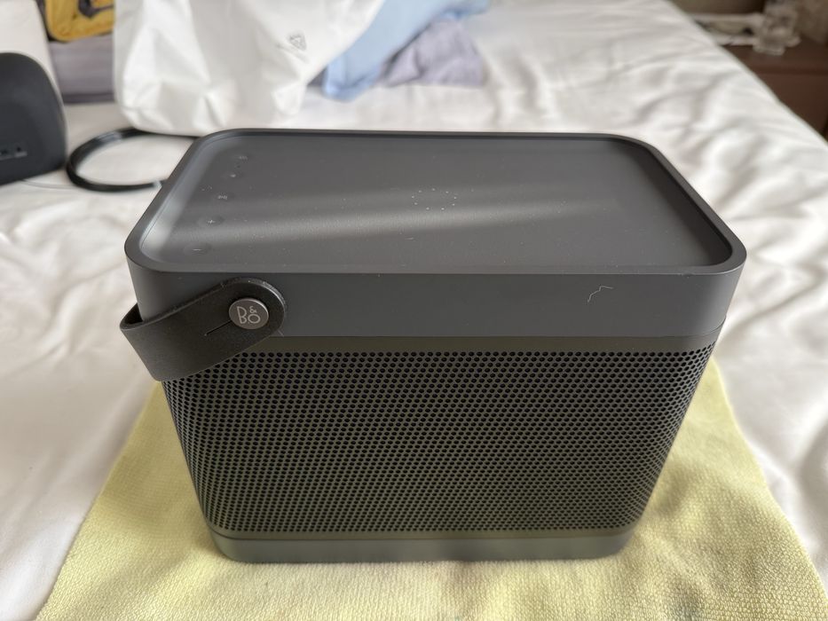 Vand boxa portabila premium Bang and Olufsen Beolit 20 impecabila gara