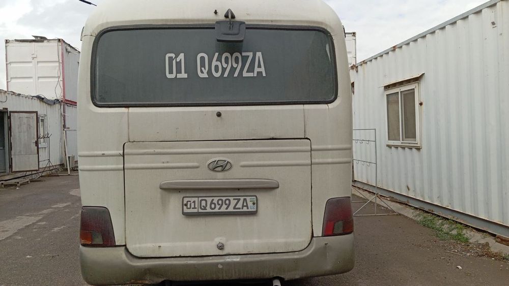 ХУНДАЙ КАУНТИ 2001 ЙИЛ (находу) юрибтурган