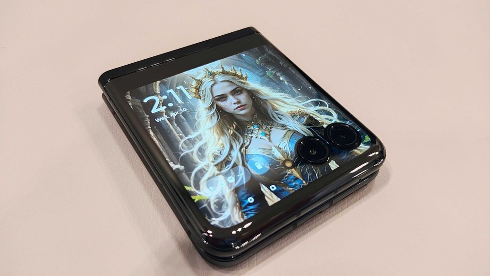 Telefon Motorola razr 40 ultra, Dual SIM, 8GB RAM, 256GB,, Black, NOU