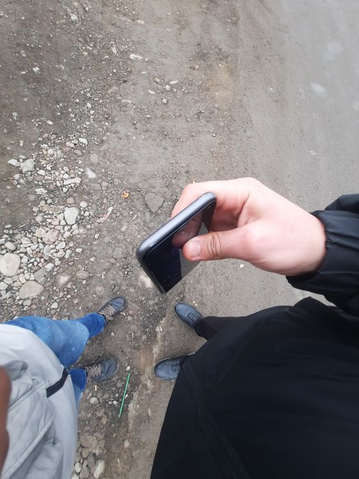 Айфон 11 продам идеяны