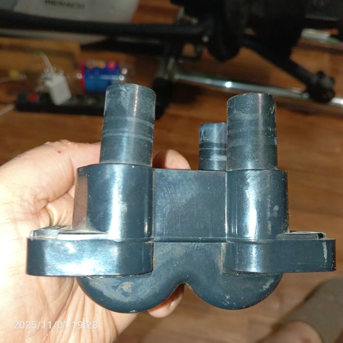 Продам катушку зажигания на LADA granta