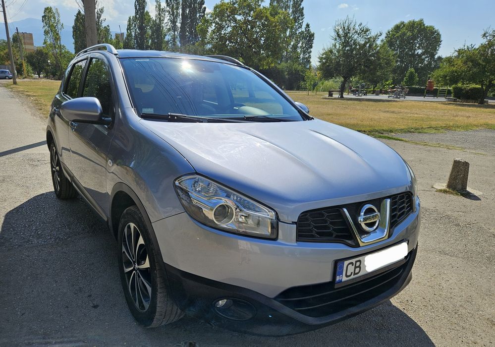 Продавам лек автомобил Nissan  Qashqai