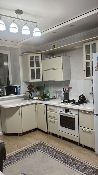 Кухонный гарнитур б/у