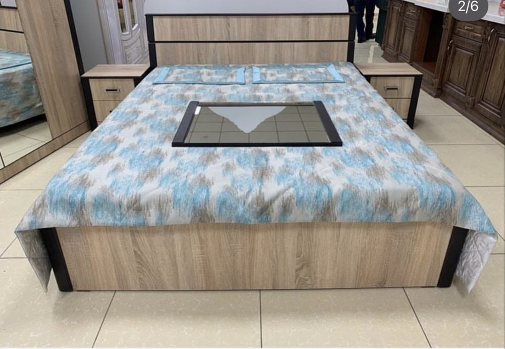 Продам спальный гарнитур