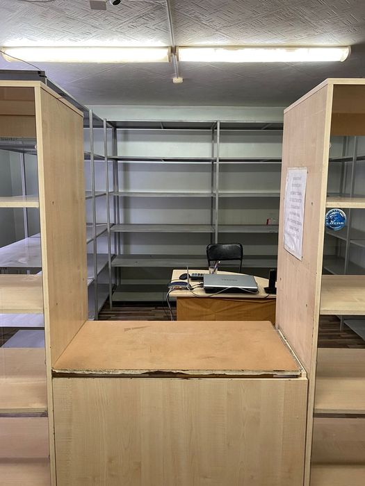 Продам магазин в 3 микрорайоне возле рынка.