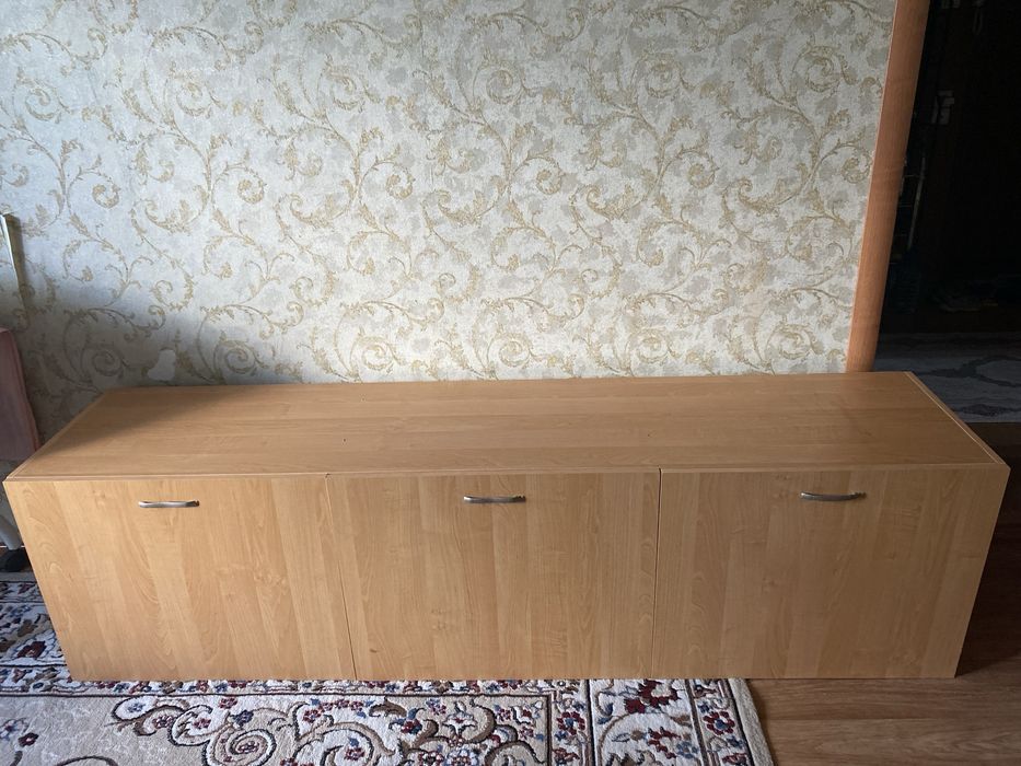 Отдам за шеколад тумбу