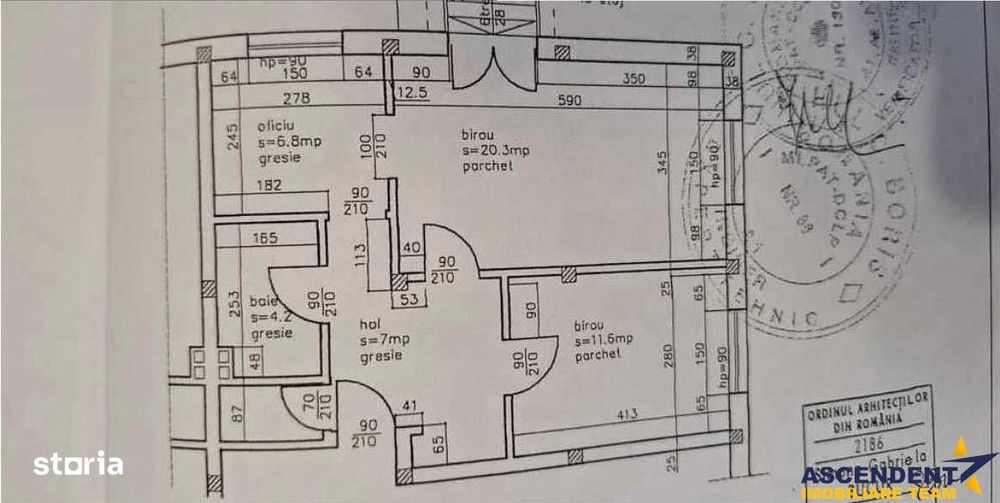 Spatiu comercial, stradal, conditii aprecabile, flexibilitate compozit