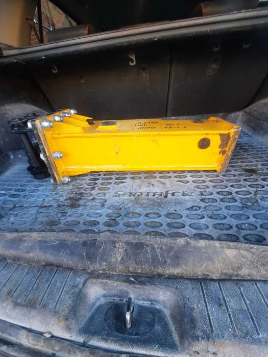 нов Хидравличен чук за мини багер с 2 чизела - нови