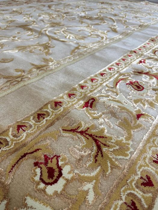 Золотисто-кремовый ковер 3х2