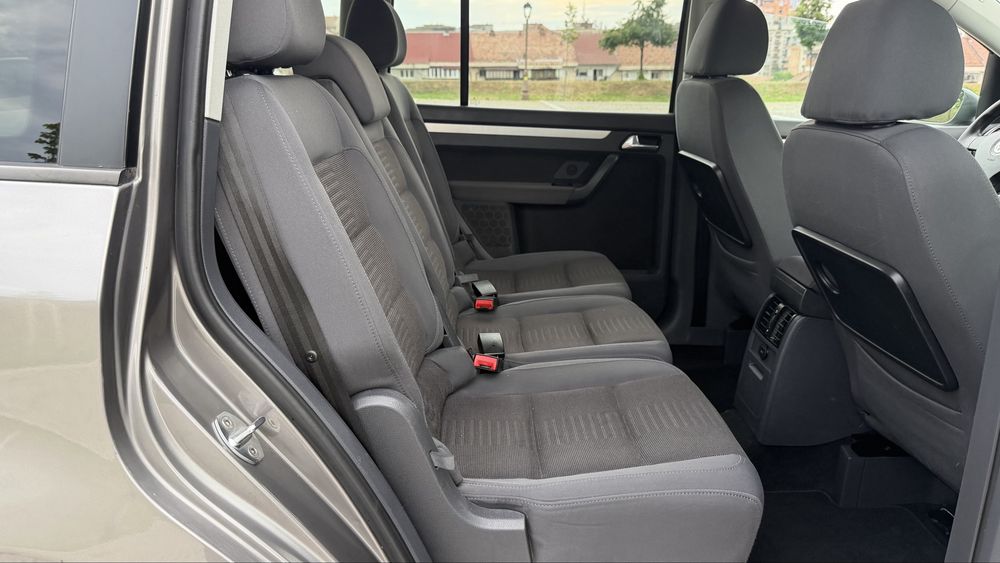 Vw touran 20 D 140cp An 2008. Automat