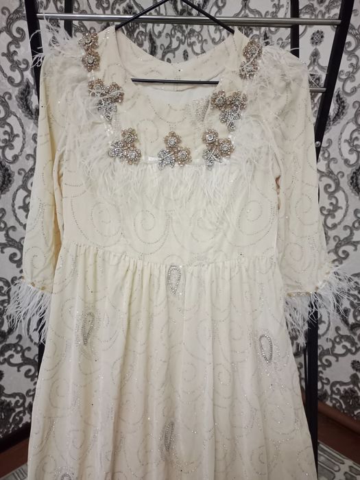 Ansambl kelinlik liboslari