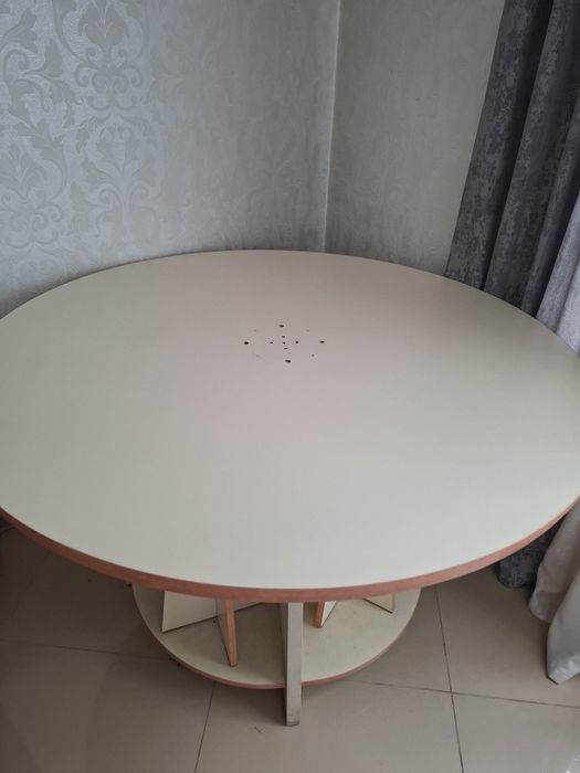 Стол круглый  диаметр 130