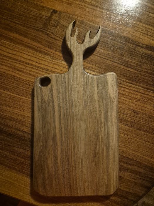 Tocator din lemn de nuc