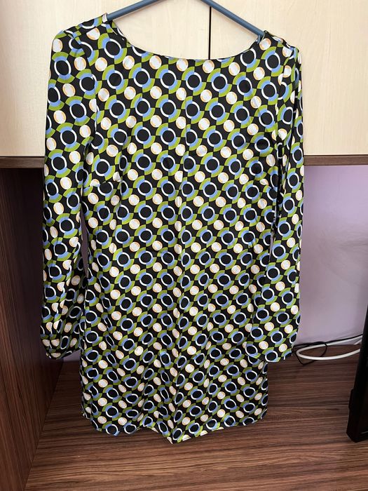 Чисто нови рокли Mango