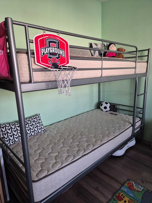 Двуетажно детско легло ИКЕА Svärta