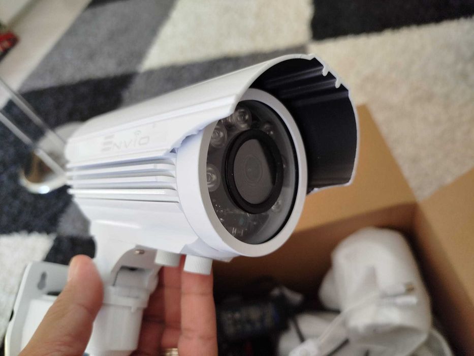 Kit supraveghere video cu 4 camere infrarosu 60 metri 2 MP Full HD ENVIO AESS-KIT4CHENVZET60H200HDD