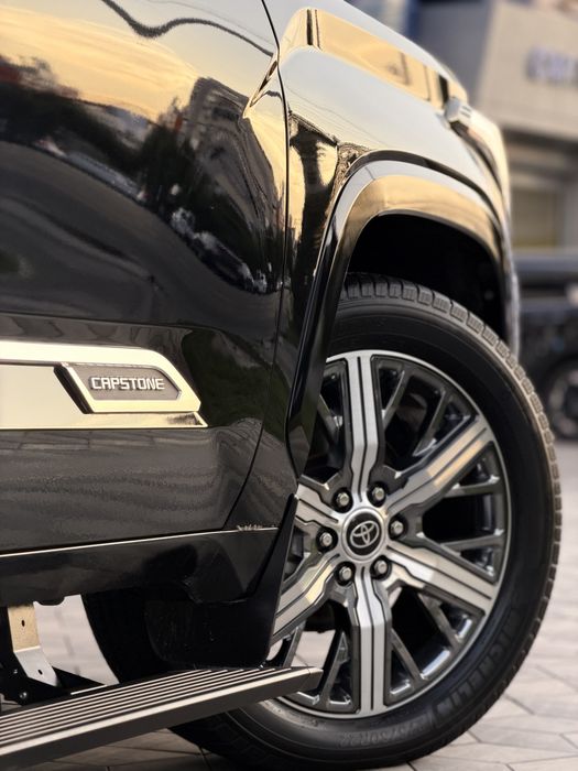 Toyota Sequoia iForce Max Capstone Full