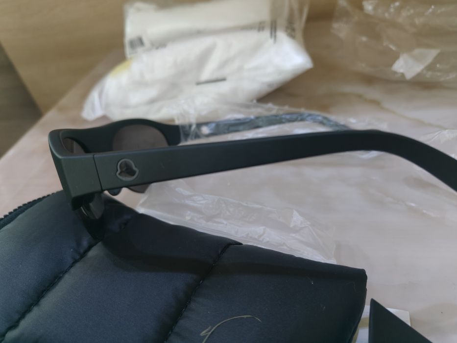 Слънчеви очила Moncler -200лв