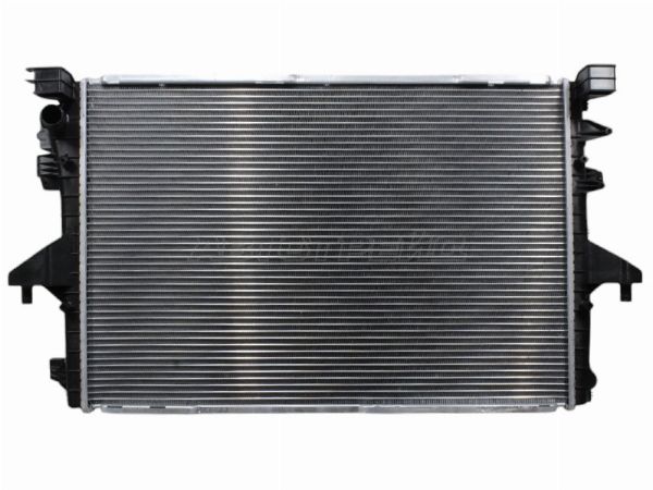 Радиатор охлаждения двигателя  Volkswagen Multivan