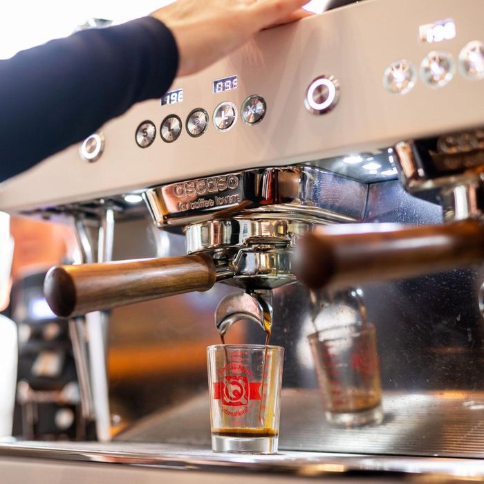 Masina de cafea espressor profesional multiboiler marzocco simonelli