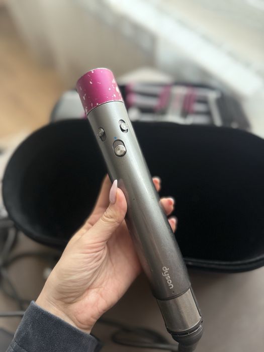 Dyson Airwrap пълен комплект