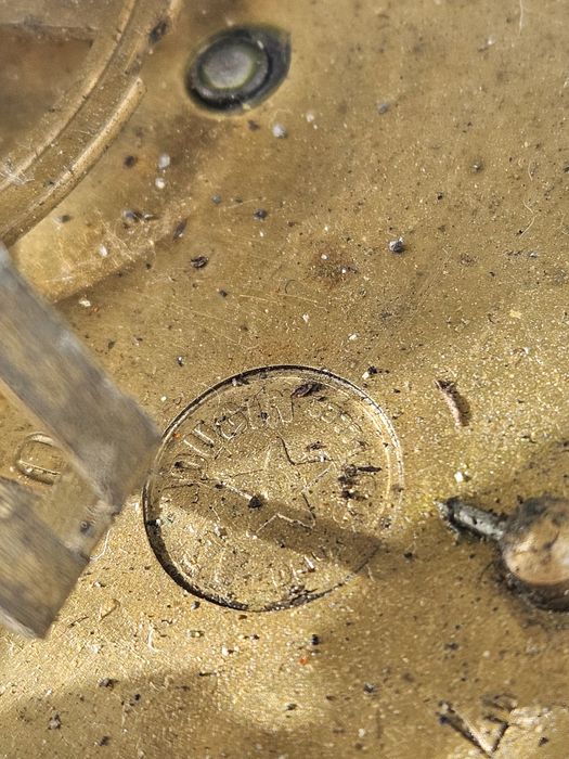 Mecanism ceas șemineu