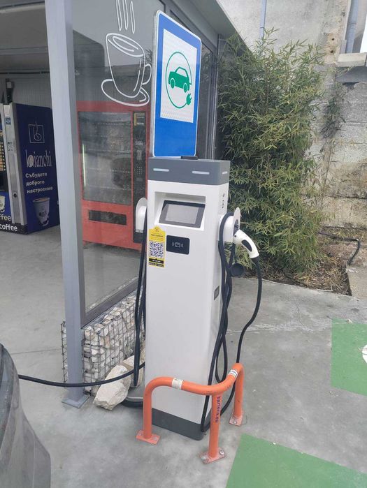 AC Зарядна станция 2x22kW 4G/LAN/Wi-Fi OCPP 1,6