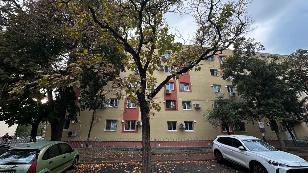 Proprietar închiriez garsoniera!