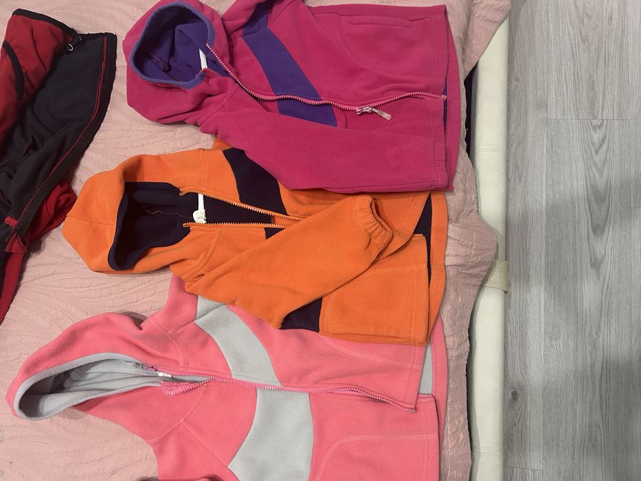 Продам комбинезоны фирмы crockid