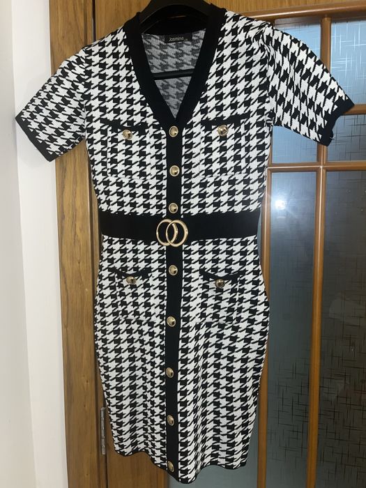 Дамска рокля в отлично състояние