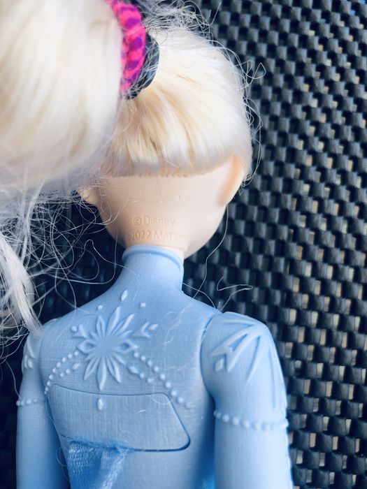 Păpușă Elsa Disney originală 28 cm + poșetuță